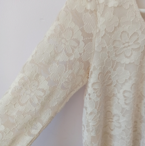 Hollister Lace Shirt - Picture 4 of 6